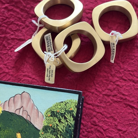 Crate&Barrel Brass Napkin Rings (set of 4) - Picture 9 of 13